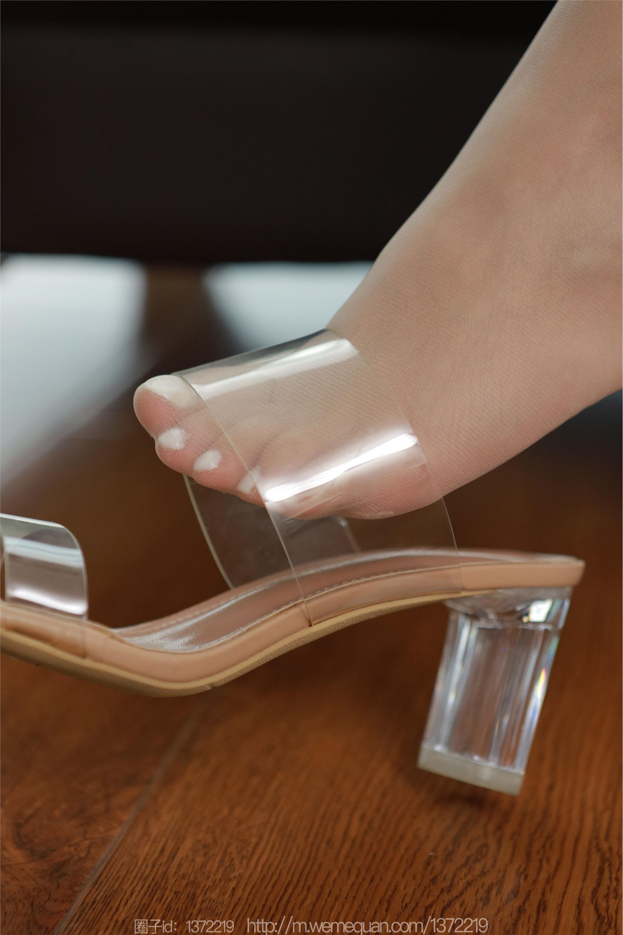 IESS异思趣向  2023.04.15 丝享家 1422 婉萍《甜美同事》